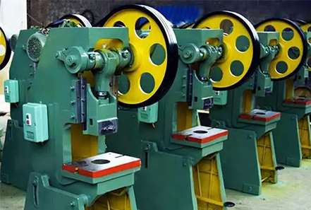 沖床的工作原理 沖床的工作原理